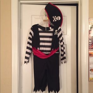 Pirate Costume 3T (Party City brand)